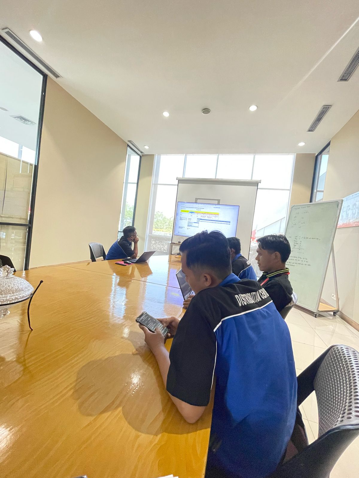 Foto Briefing 2025-08-06