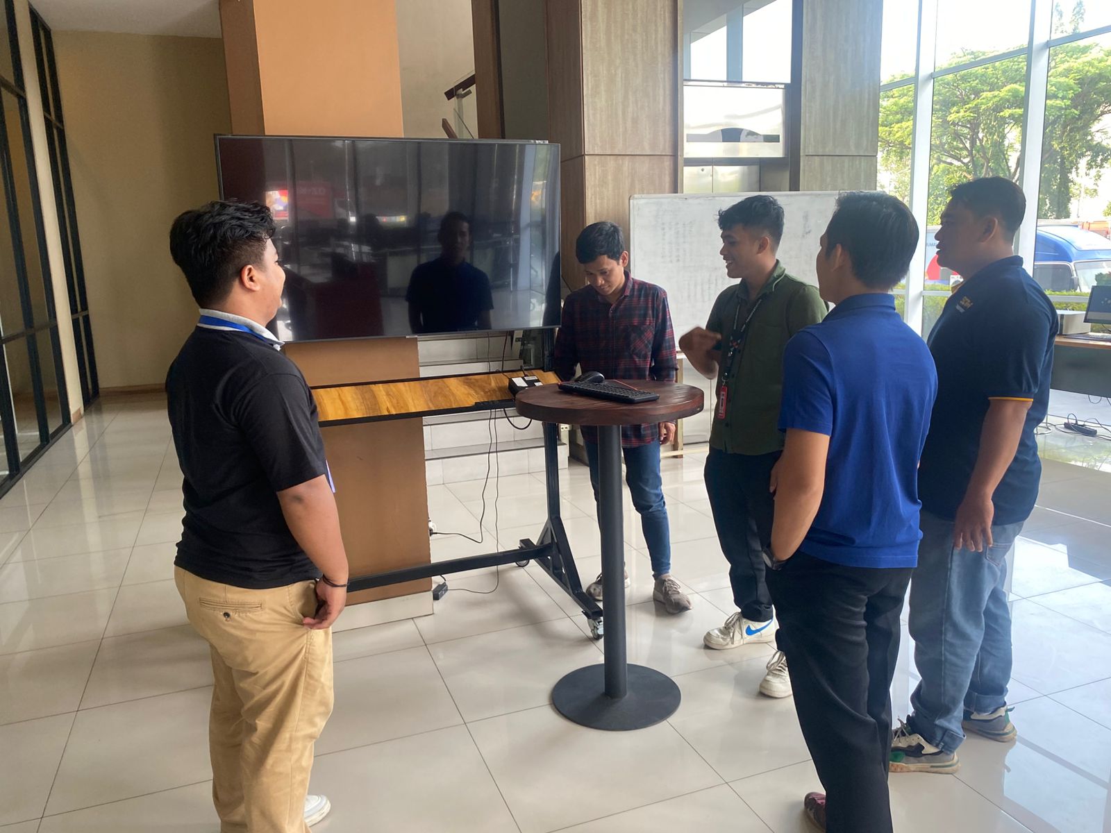 Foto Briefing 2025-08-09