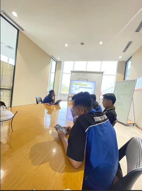 Foto Briefing 2025-08-17