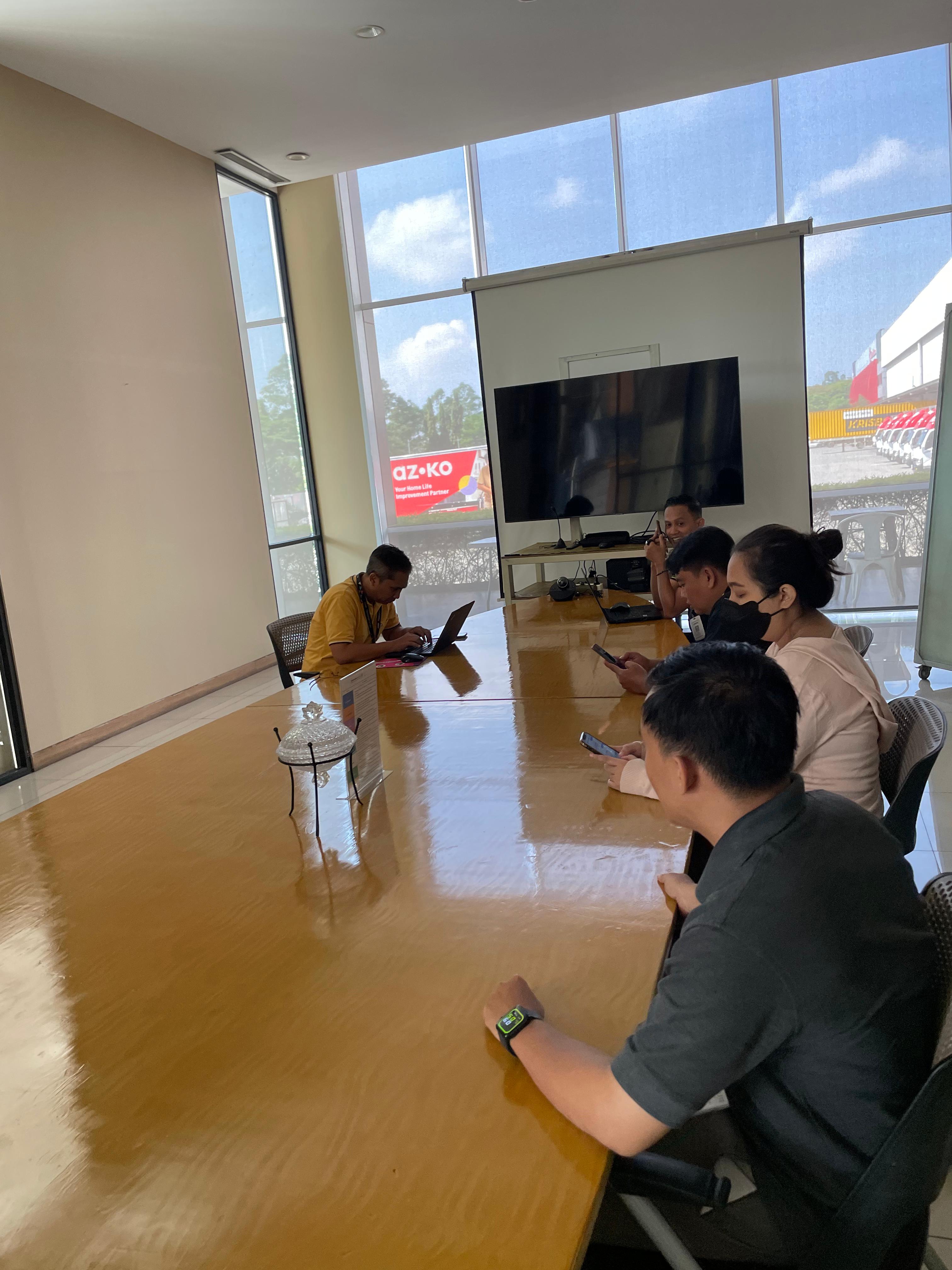 Foto Briefing 2025-08-27