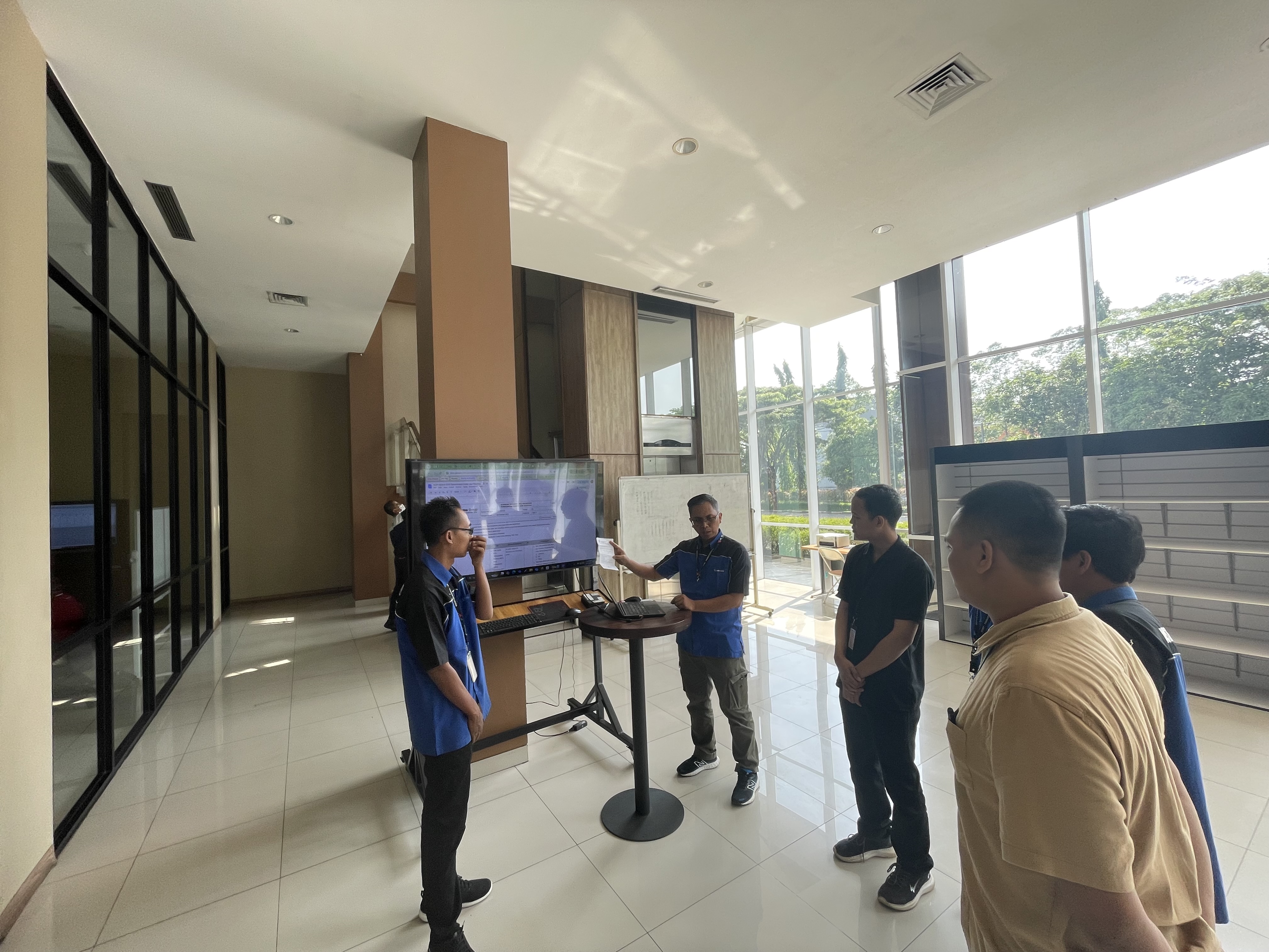 Foto Briefing 2025-09-03