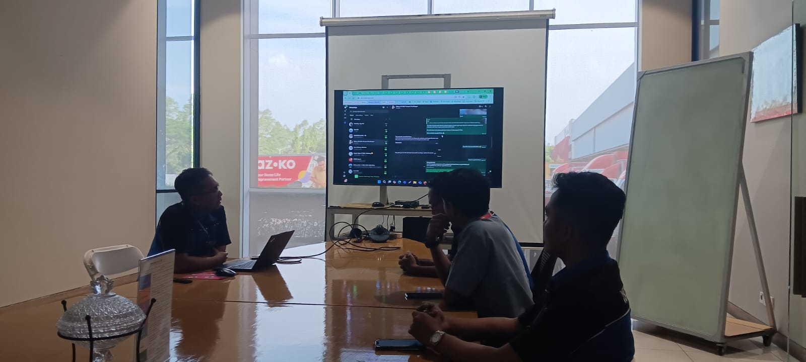 Foto Briefing 2025-09-08