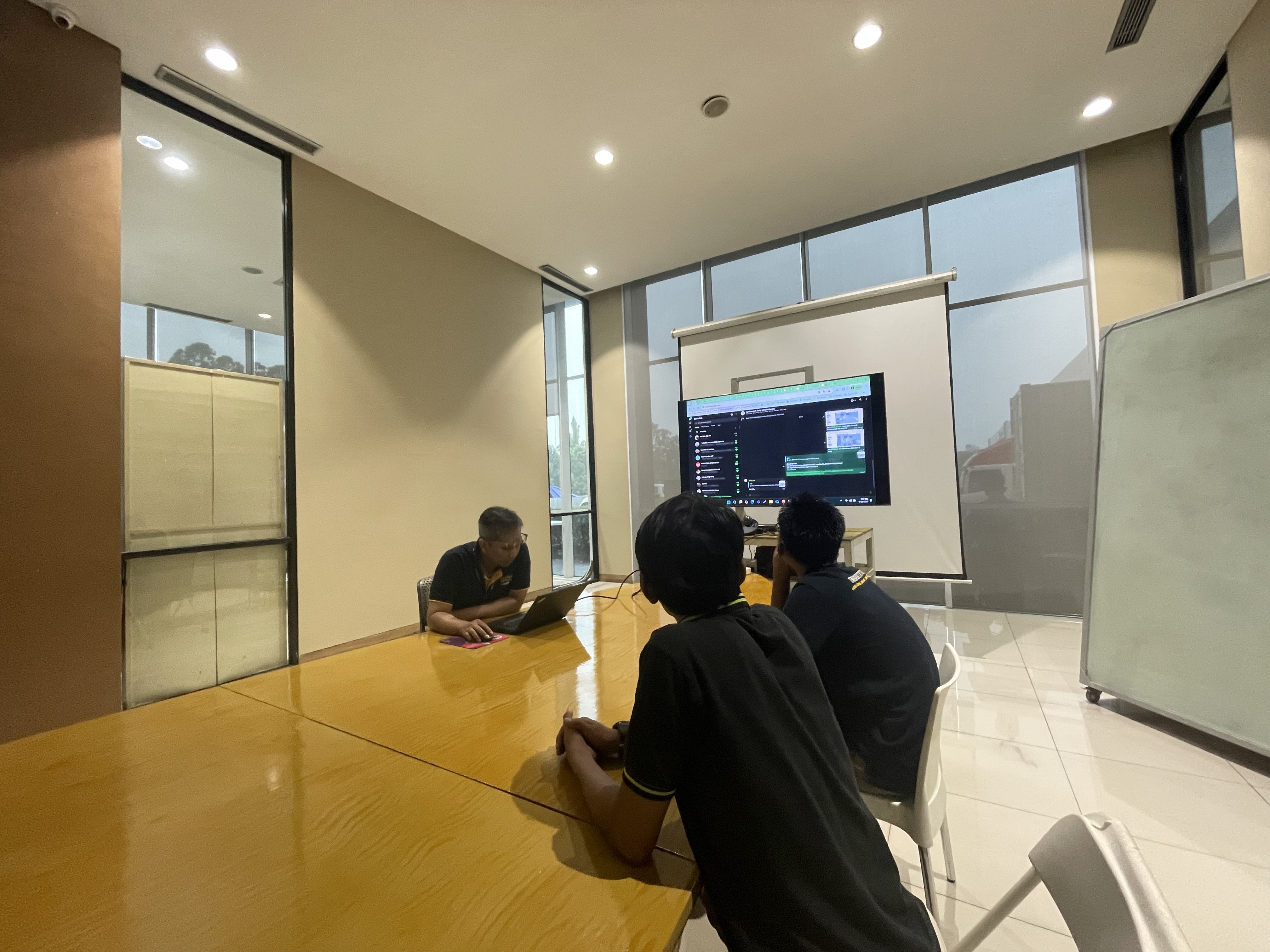 Foto Briefing 2025-09-12