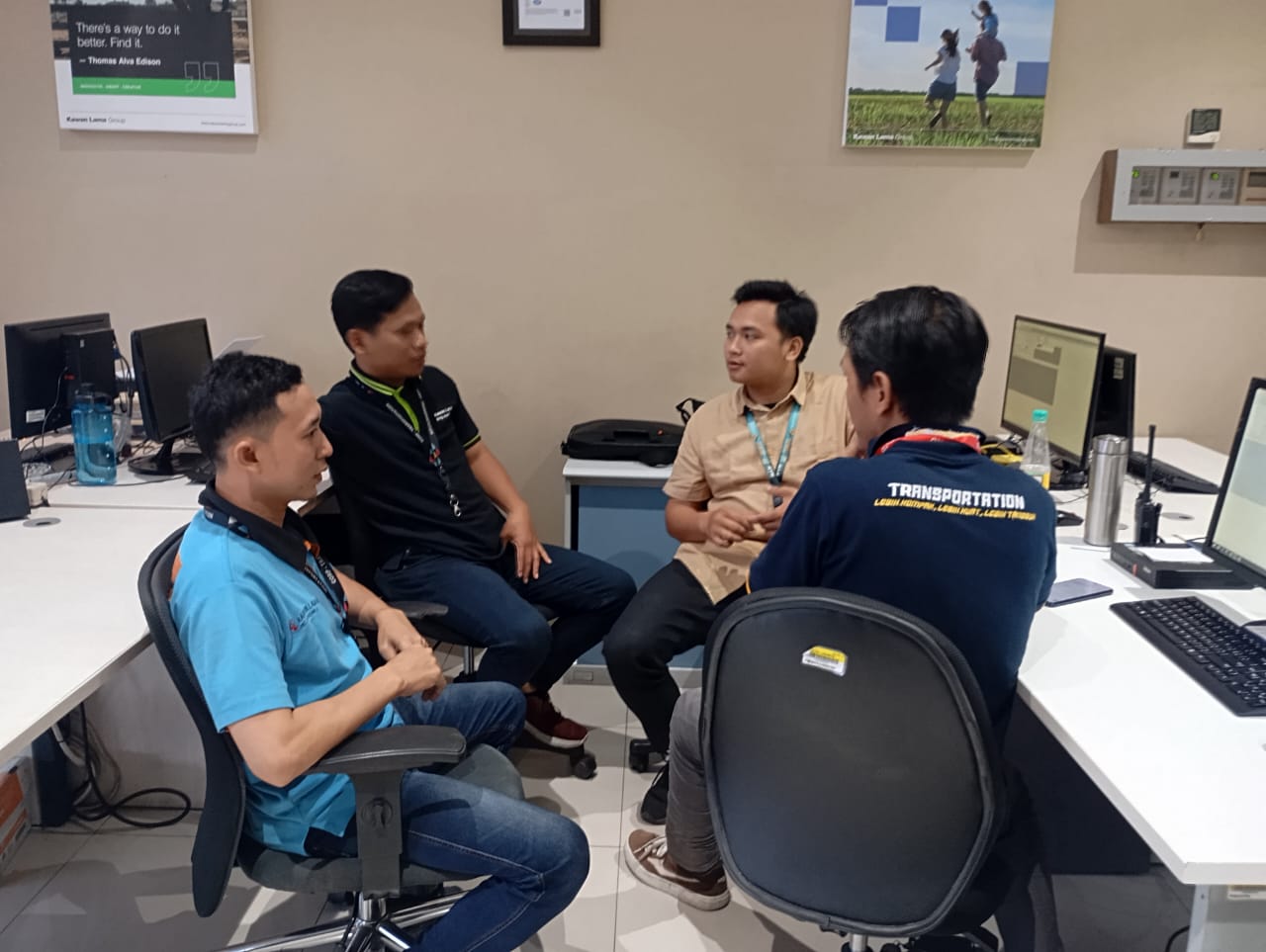 Foto Briefing 2025-12-07